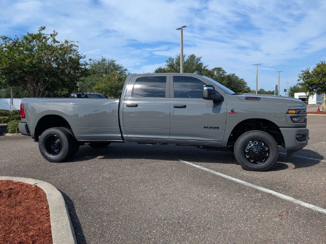 New 2026 RAM 3500 Big Horn AWD/4WD image 3