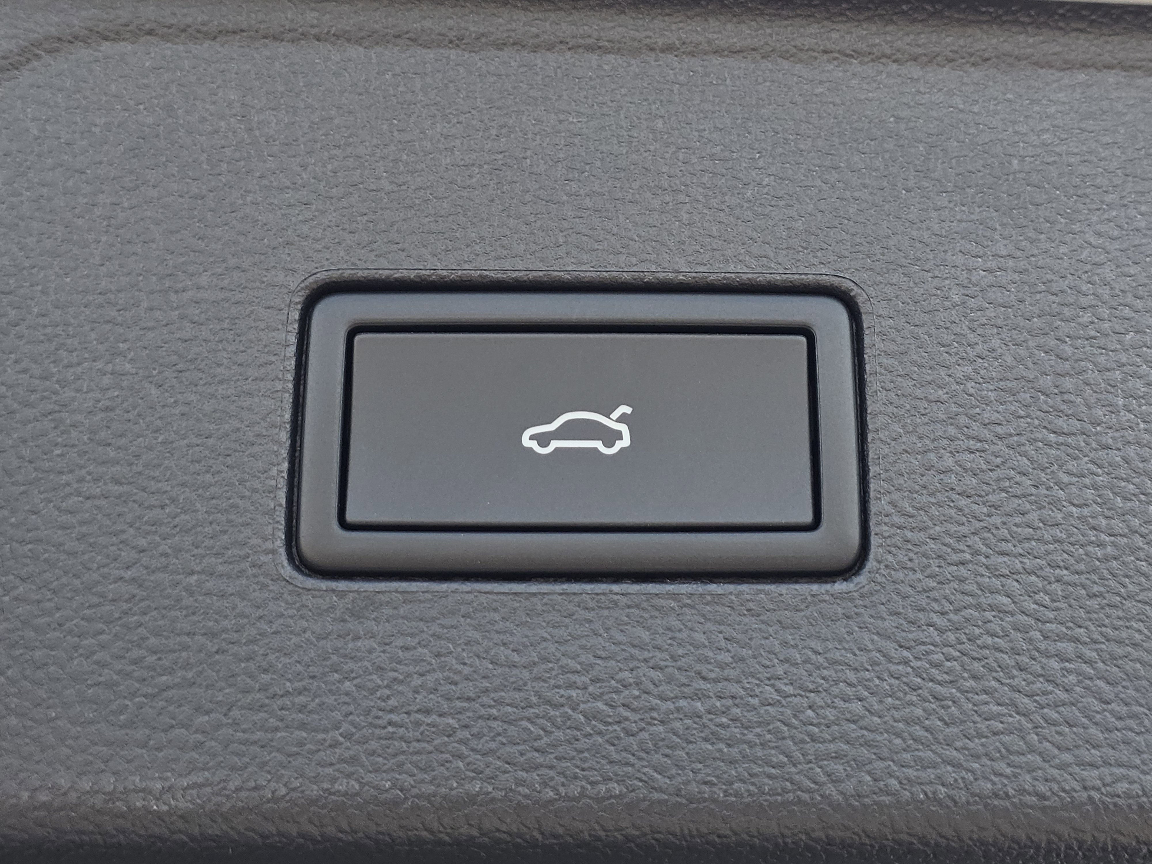 New 2026 Volkswagen Atlas SE image 16