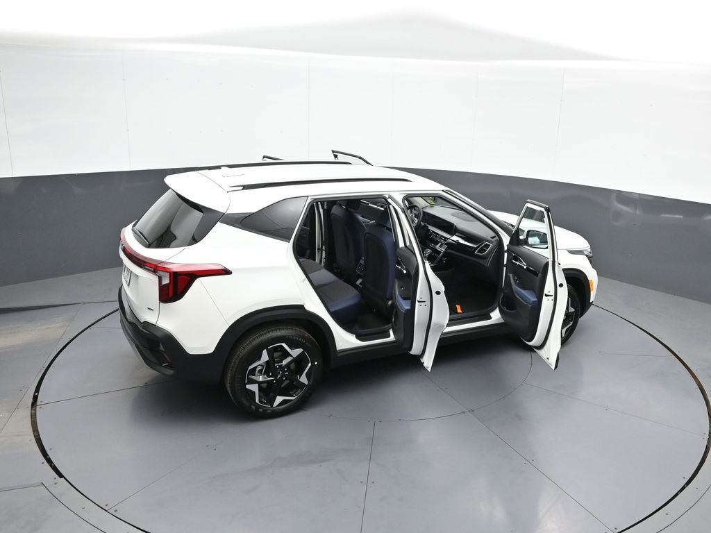 New 2025 Kia Seltos S image 44