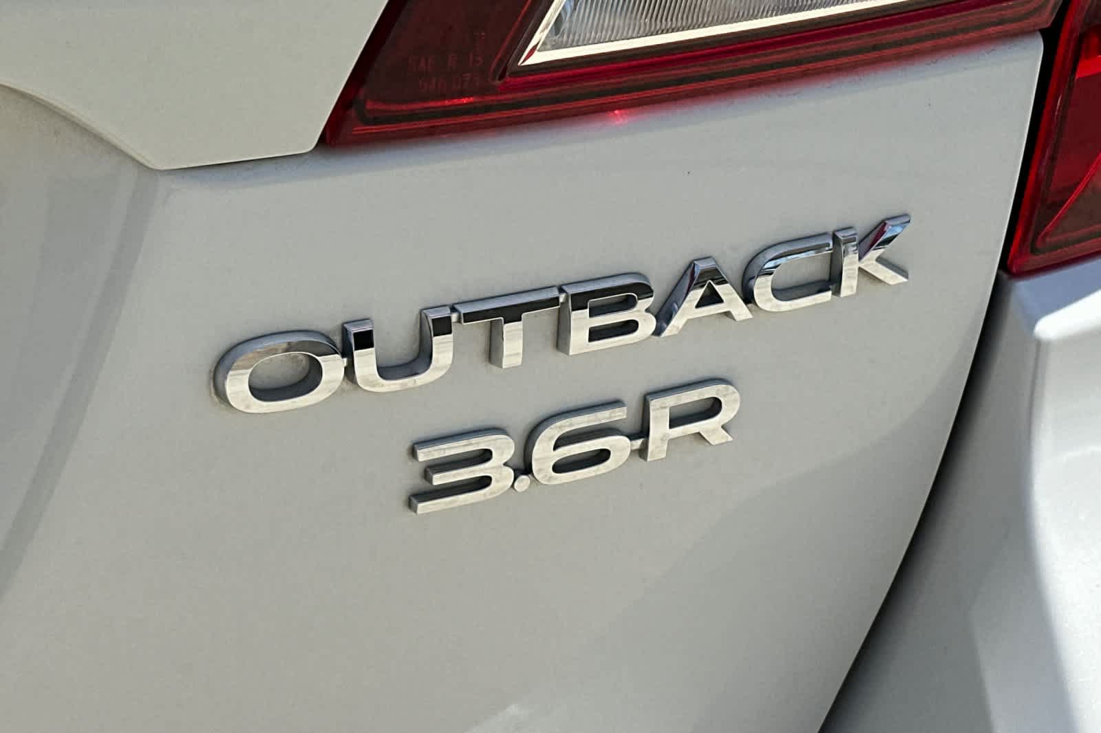 Used 2016 Subaru Outback 3.6R Limited AWD/4WD image 26
