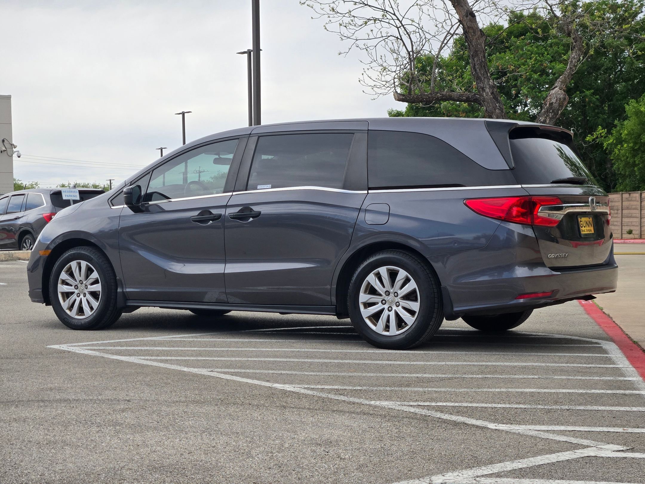 Used 2018 Honda Odyssey LX image 5
