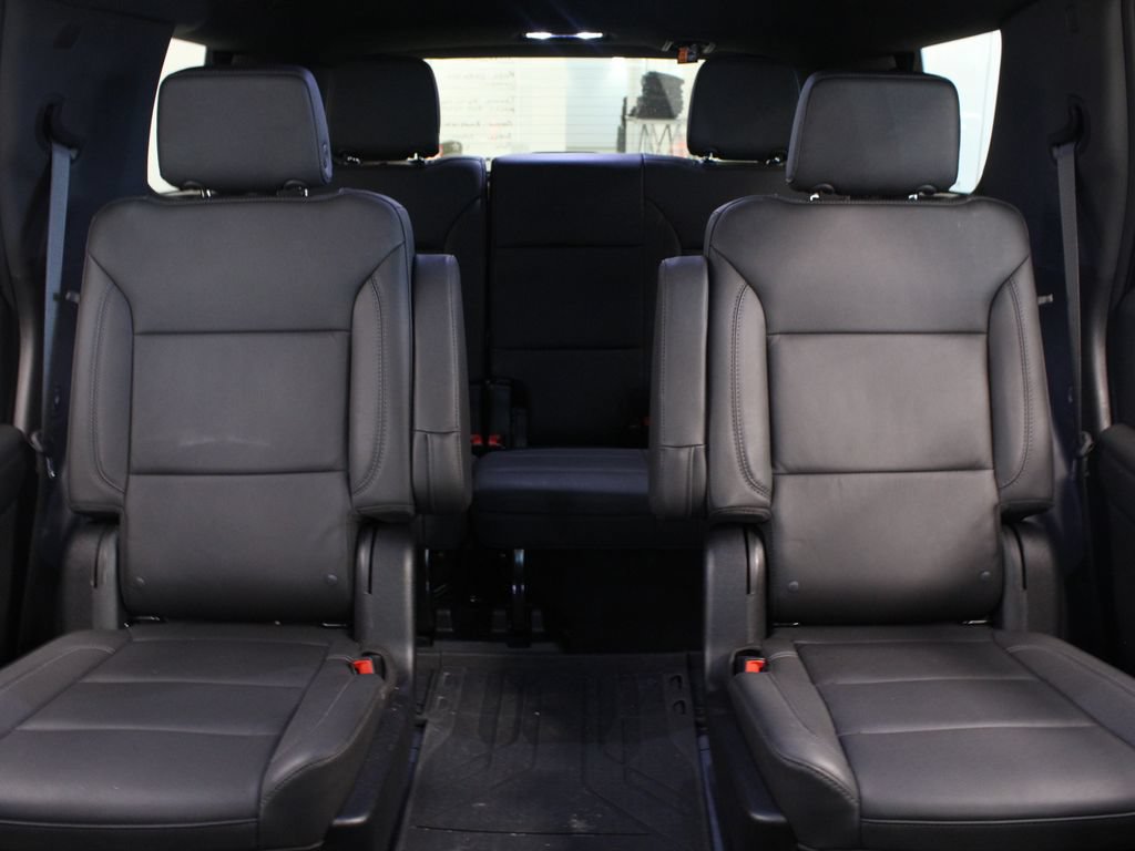 Used 2025 Chevrolet Tahoe LT w/ Comfort Package RWD image 34
