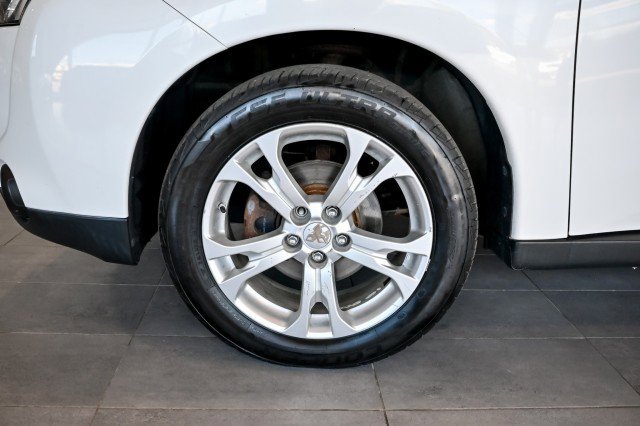 Used 2014 Mitsubishi Outlander SE AWD/4WD image 43