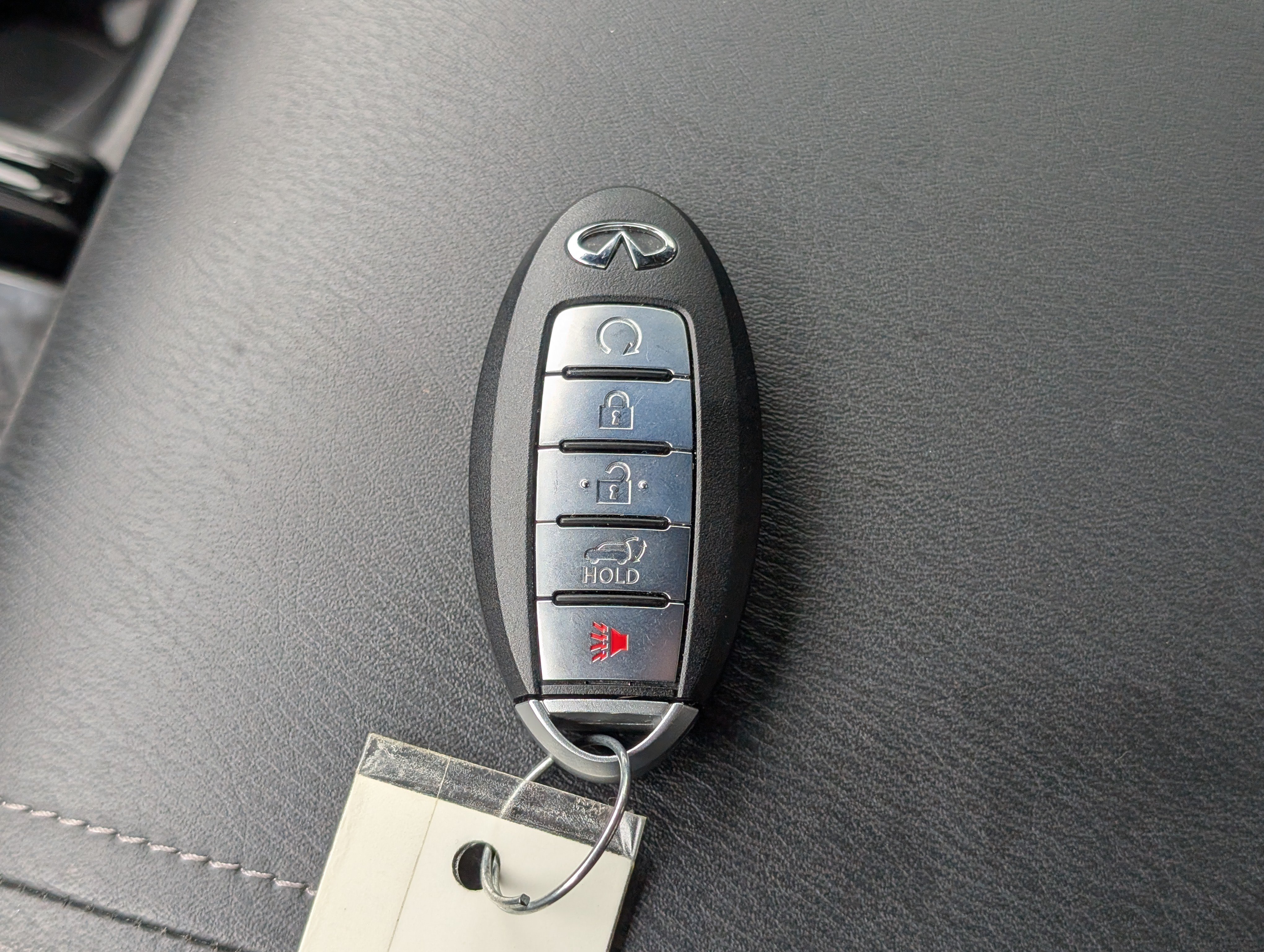 Used 2024 INFINITI QX80 Sensory AWD/4WD image 31