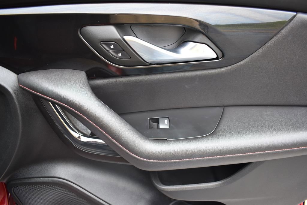 Used 2023 Chevrolet Blazer RS w/ Enhanced Convenience Package image 15