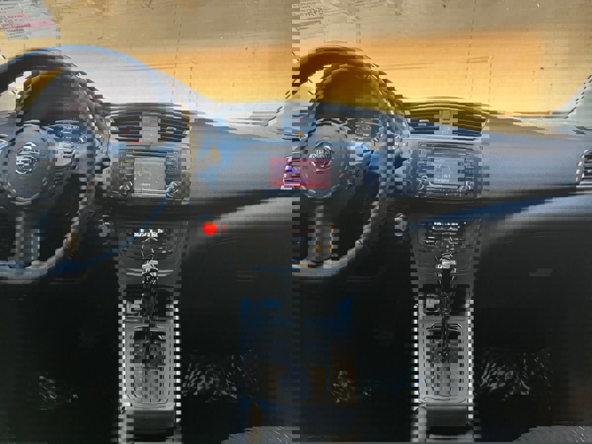 Used 2018 Nissan Sentra SV image 15