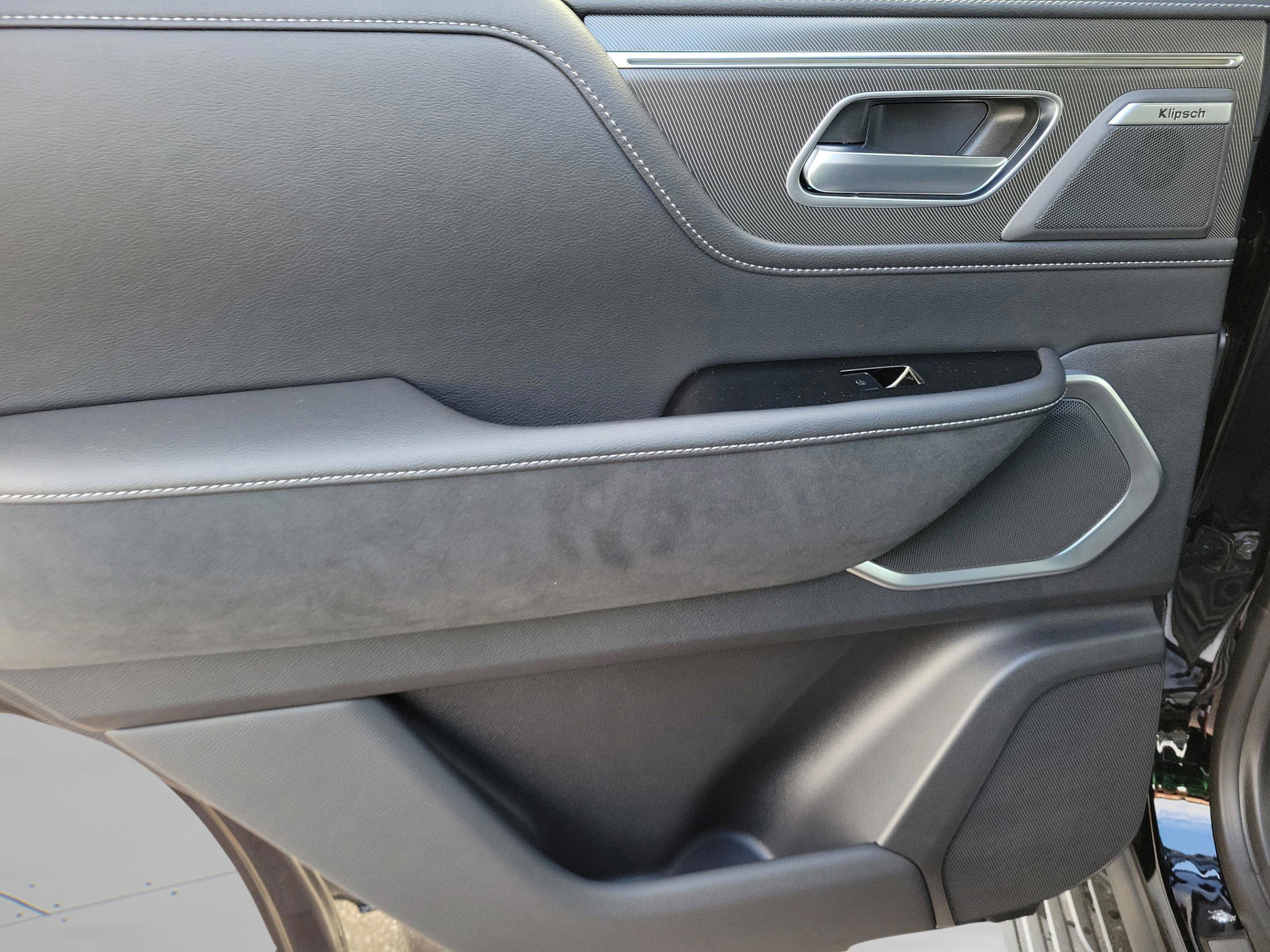 New 2026 INFINITI QX80 Luxe image 12