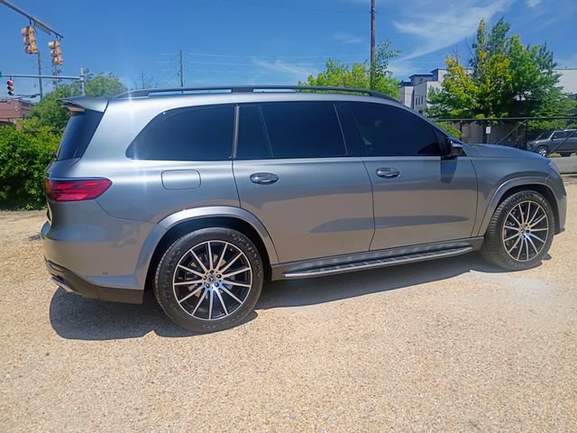 Used 2024 Mercedes-Benz GLS 580 4MATIC image 12
