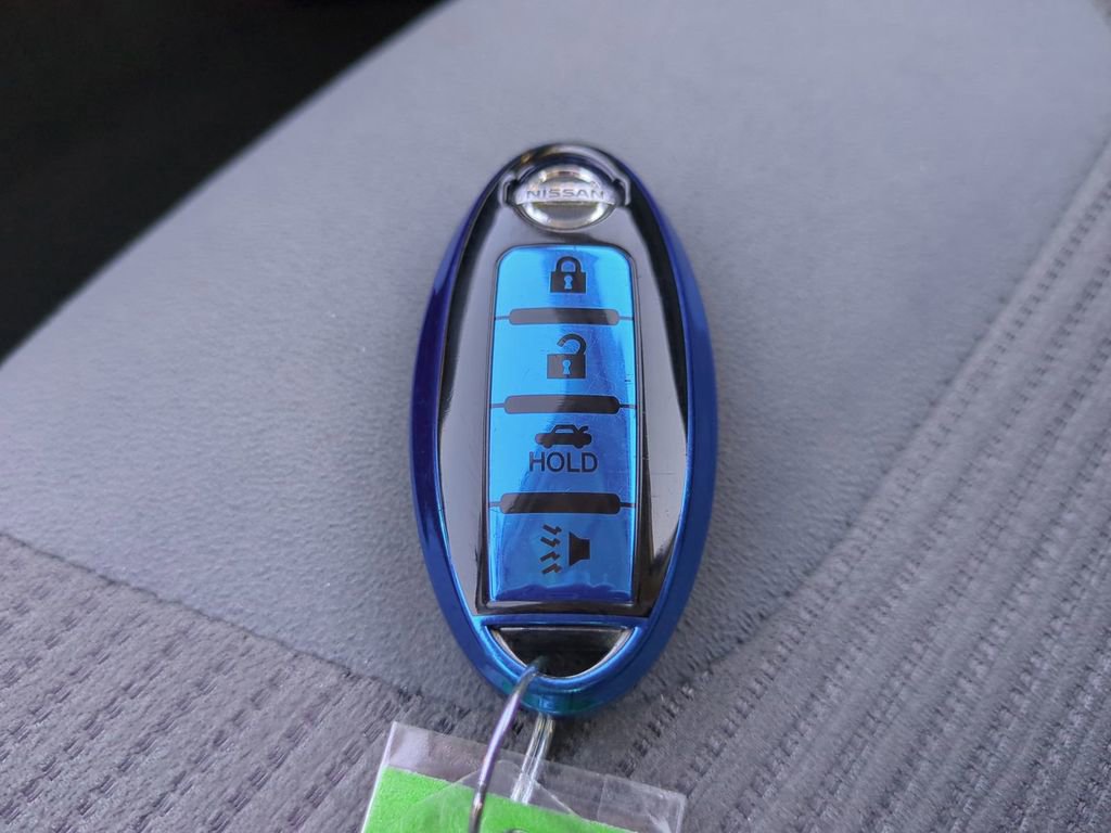 Used 2011 Nissan Sentra 2.0 SR w/ Convenience Pkg image 24