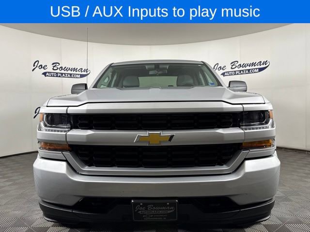 Used 2017 Chevrolet Silverado 1500 Custom w/ Custom Convenience Package image 3