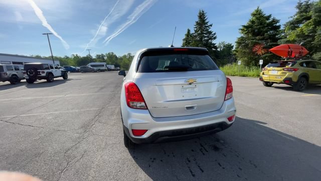 Used 2018 Chevrolet Trax LS AWD/4WD image 8