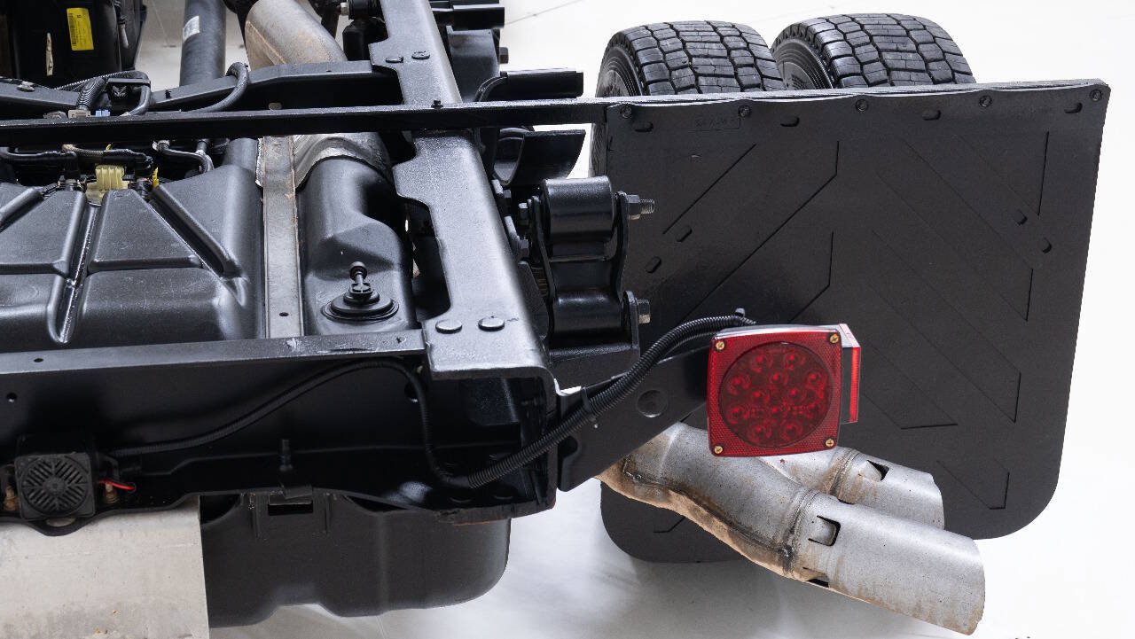 Used 2018 Ford F550 4x4 Regular Cab Super Duty image 66