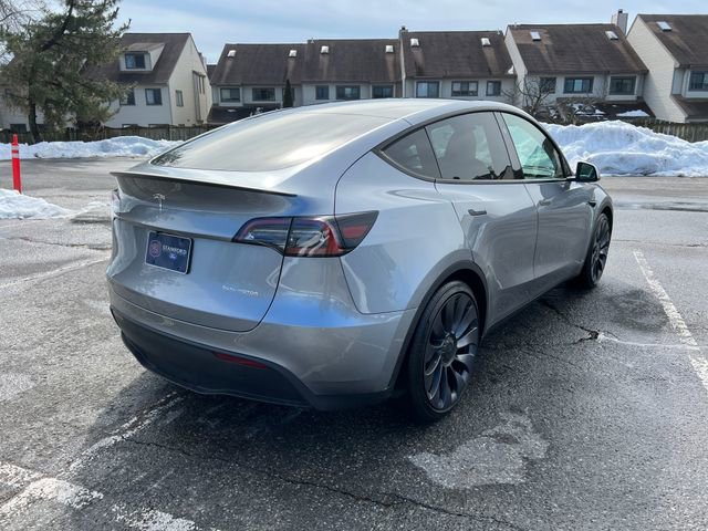 Used 2024 Tesla Model Y Performance image 11