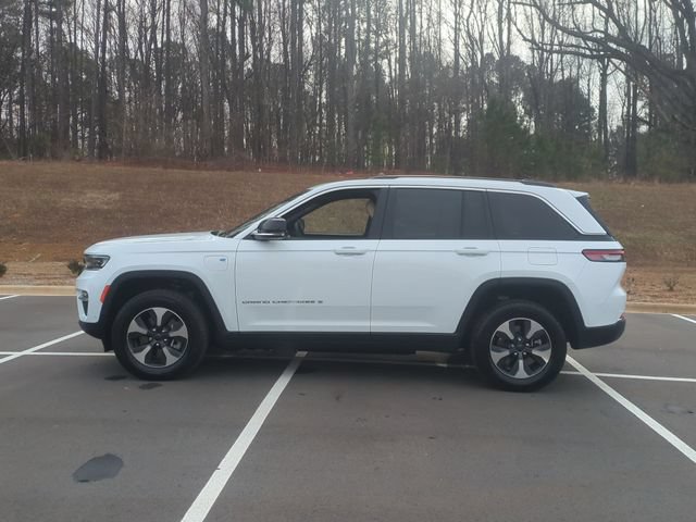 Used 2022 Jeep Grand Cherokee Limited 4xe w/ Luxury Tech Group II AWD/4WD image 10