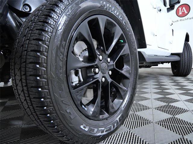 Used 2021 Jeep Wrangler Unlimited Sahara image 9