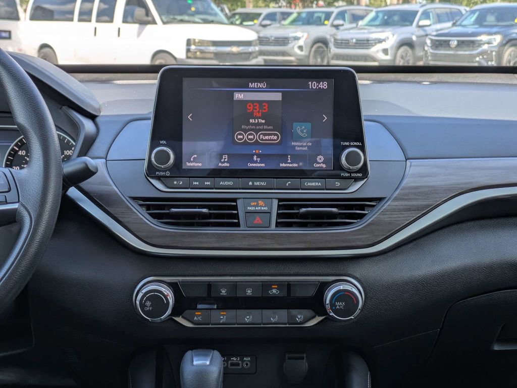 Used 2023 Nissan Altima 2.5 SV FWD image 21