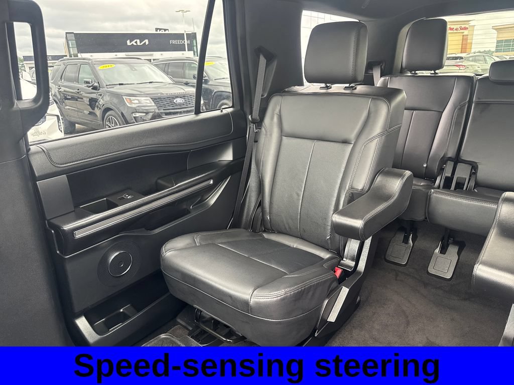 Used 2020 Ford Expedition XLT w/ Equipment Group 202A AWD/4WD image 13