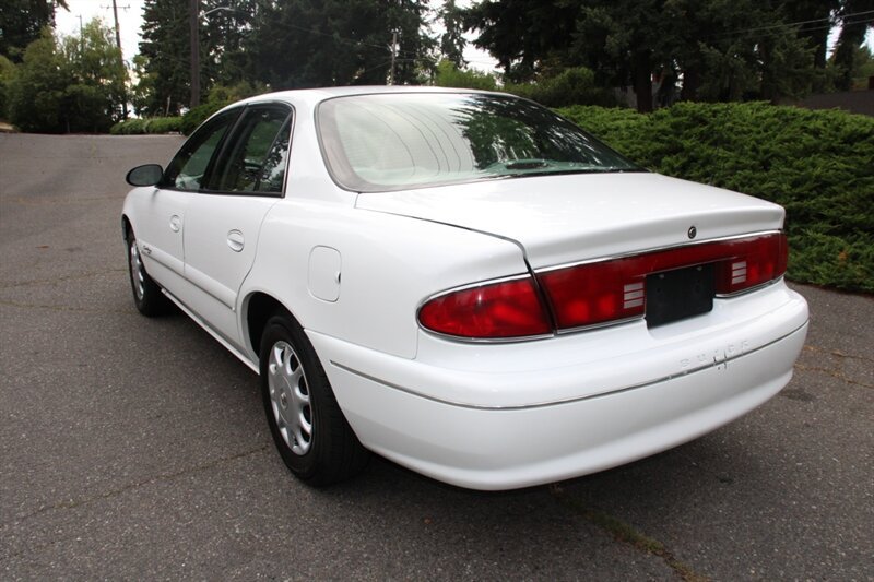 Used 1998 Buick Century Custom FWD image 3