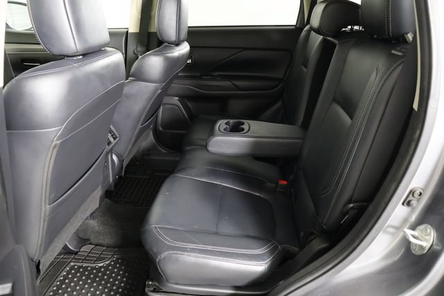 Used 2019 Mitsubishi Outlander SE FWD image 14