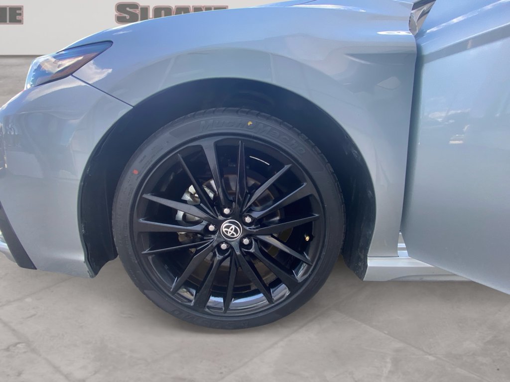 Used 2023 Toyota Camry XSE FWD image 14