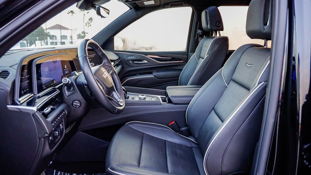 Used 2024 Cadillac Escalade Sport w/ Touring Package image 19