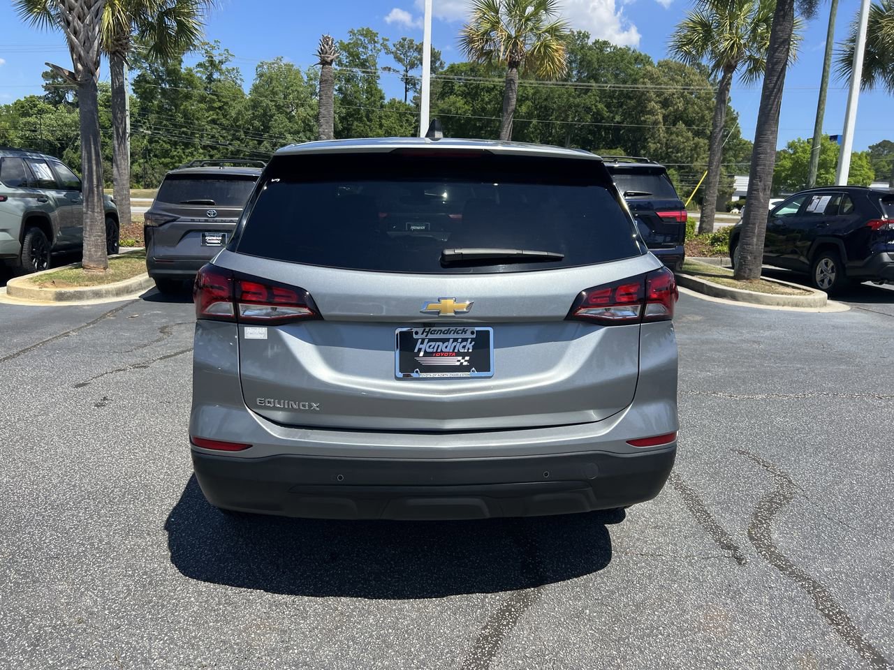 Used 2024 Chevrolet Equinox LS w/ LS Convenience Package FWD image 9
