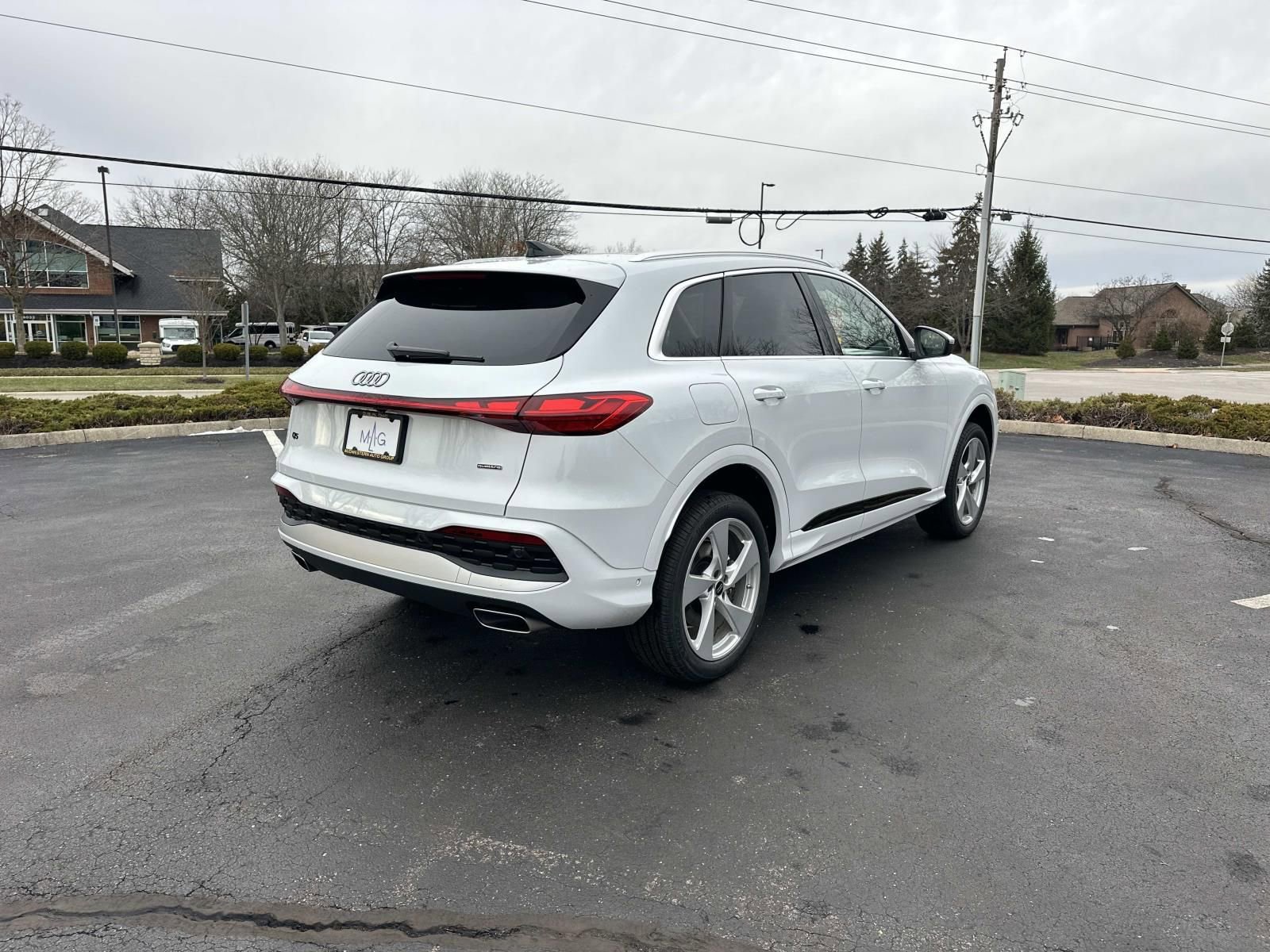New 2025 Audi Q5 Prestige image 7