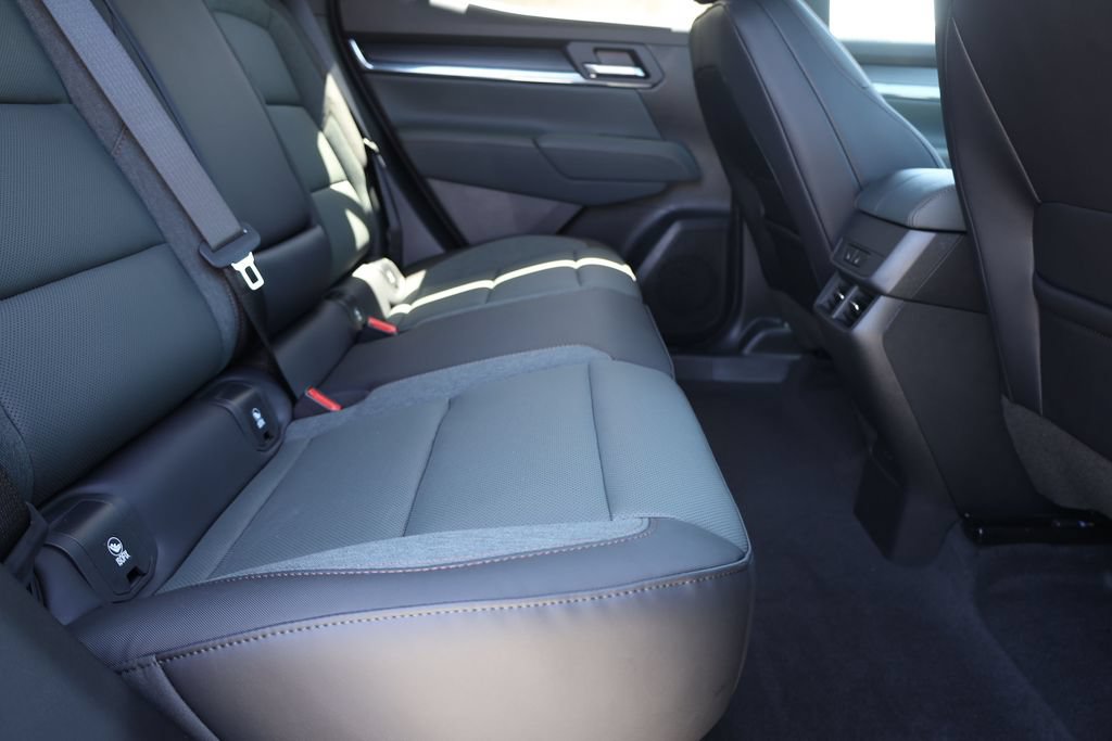 New 2027 GMC Terrain AT4 w/ Convenience Package III AWD/4WD image 18