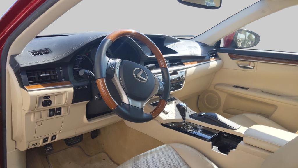 Used 2013 Lexus ES 300h w/ Luxury Pkg FWD image 20