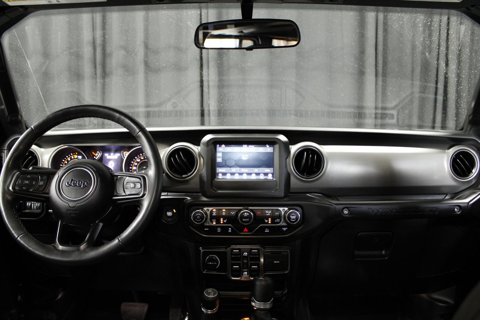 Used 2022 Jeep Wrangler Unlimited Sport AWD/4WD image 4