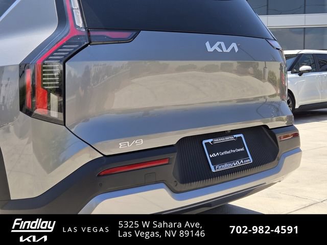 Certified 2024 Kia EV9 Wind AWD/4WD image 8