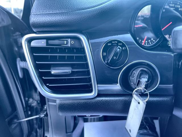 Used 2013 Porsche Panamera 4S image 15