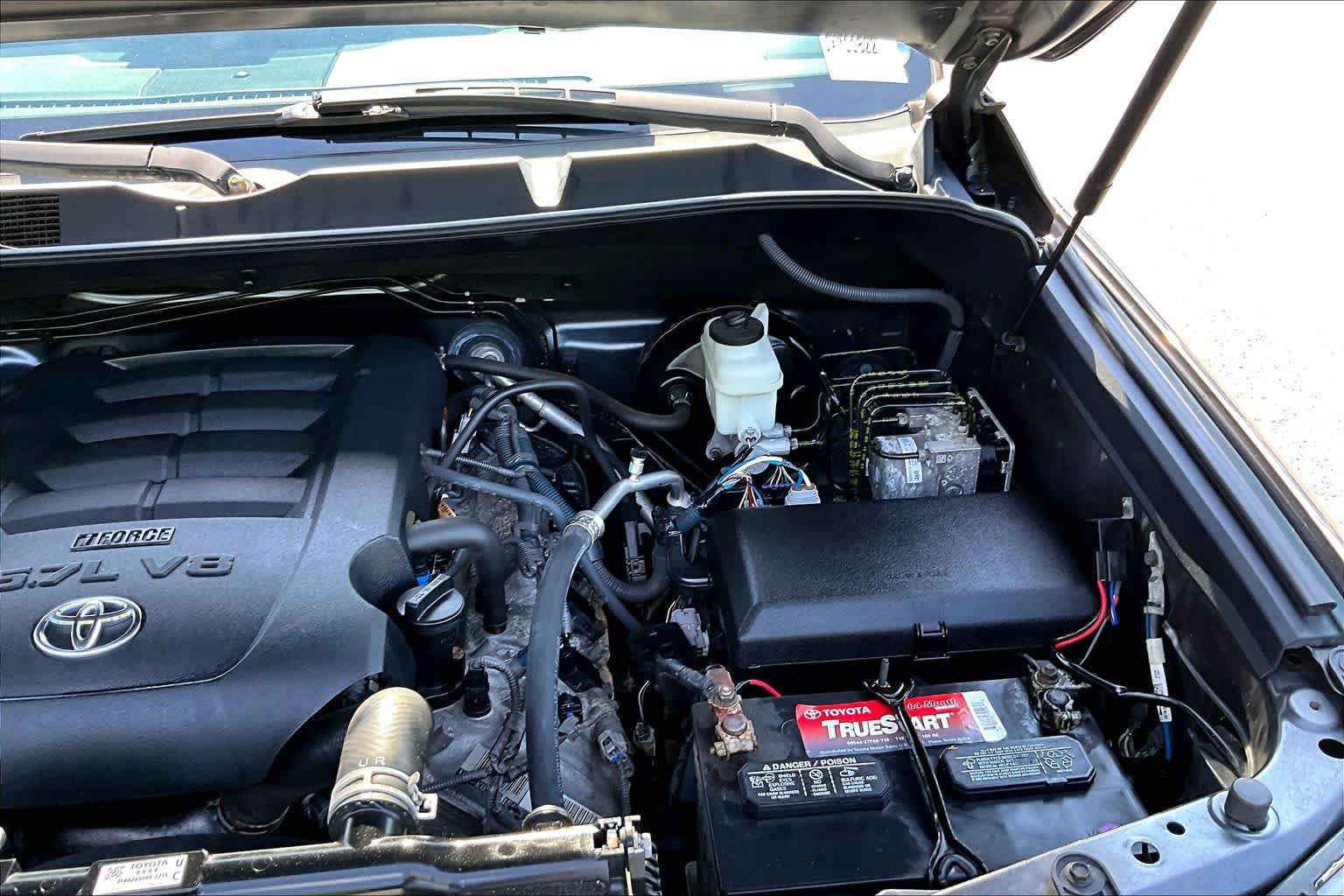 Used 2018 Toyota Tundra SR5 AWD/4WD image 32