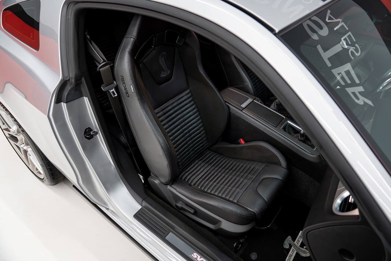 Used 2013 Ford Mustang Shelby GT500 RWD image 69
