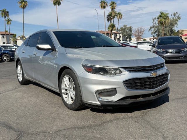 Used 2017 Chevrolet Malibu LT