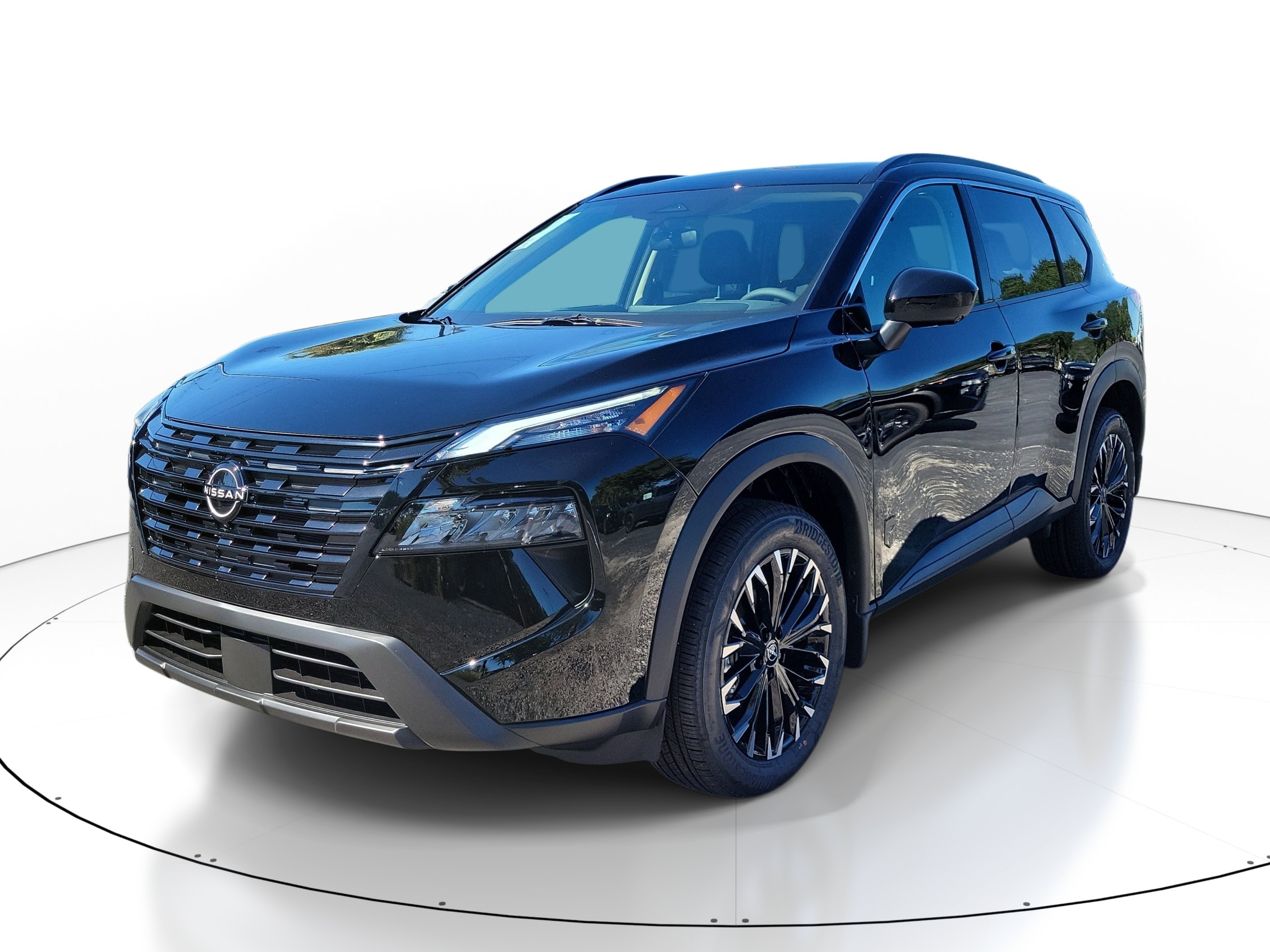 New 2027 Nissan Rogue Dark Armor FWD image 3