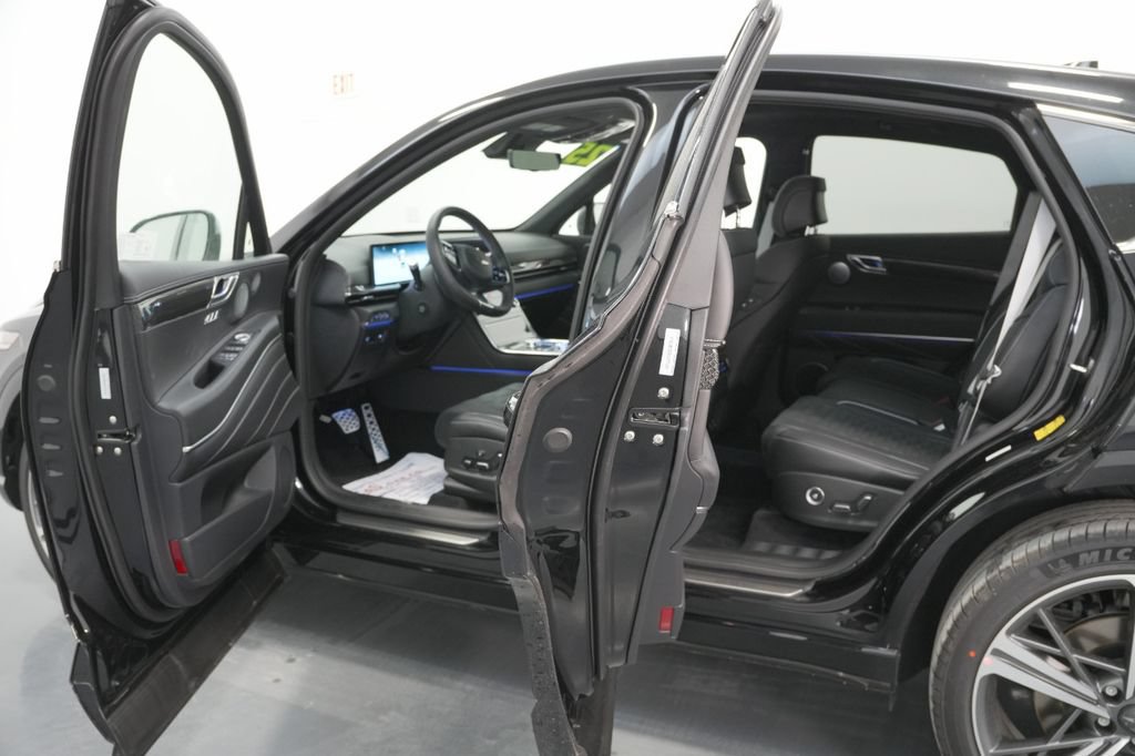 New 2025 Genesis GV80 3.5T e-SC image 37