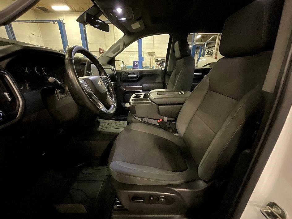 Used 2020 Chevrolet Silverado 1500 LT w/ All-Star Edition image 4