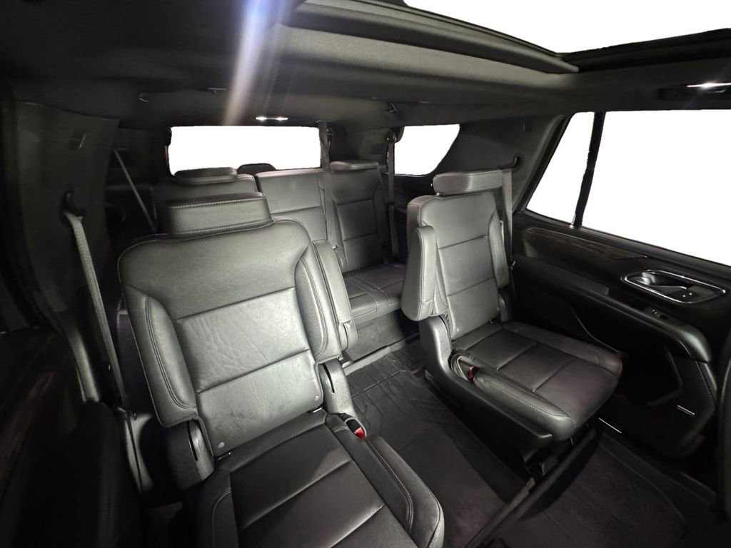 Used 2023 Chevrolet Tahoe Z71 w/ Luxury Package image 17