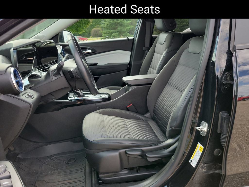 Used 2025 Chevrolet Trax LT w/ Driver Confidence Package FWD image 7