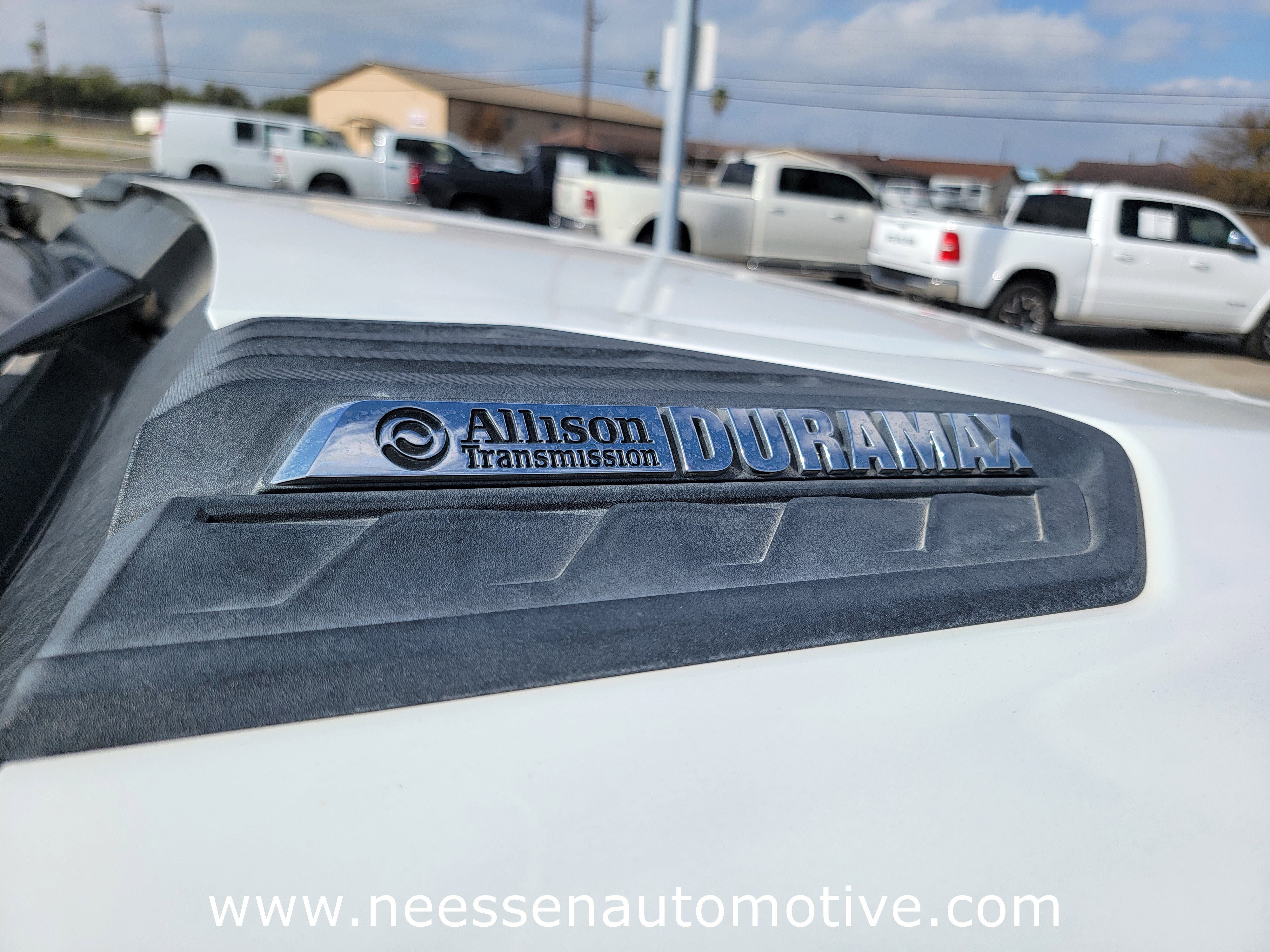 Used 2022 Chevrolet Silverado 2500 LT w/ Convenience Package image 8