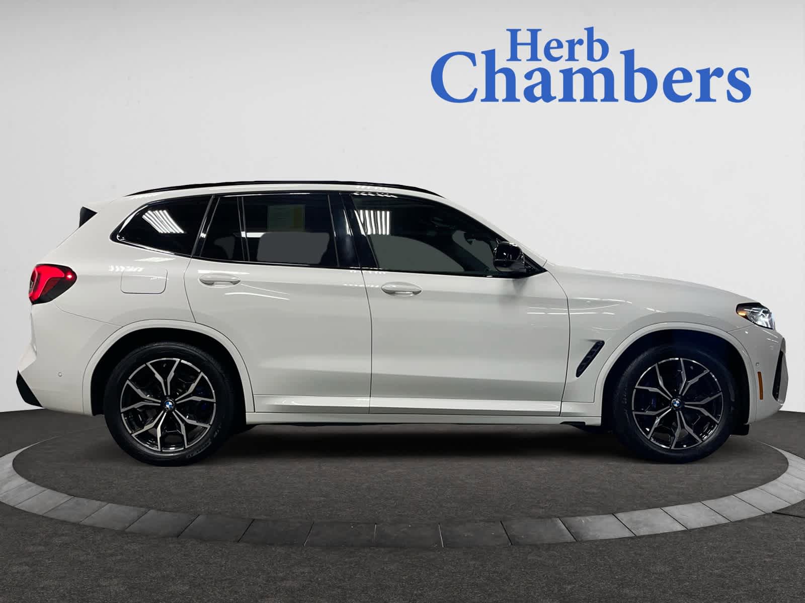 Used 2023 BMW X3 M40i w/ Premium Package image 11