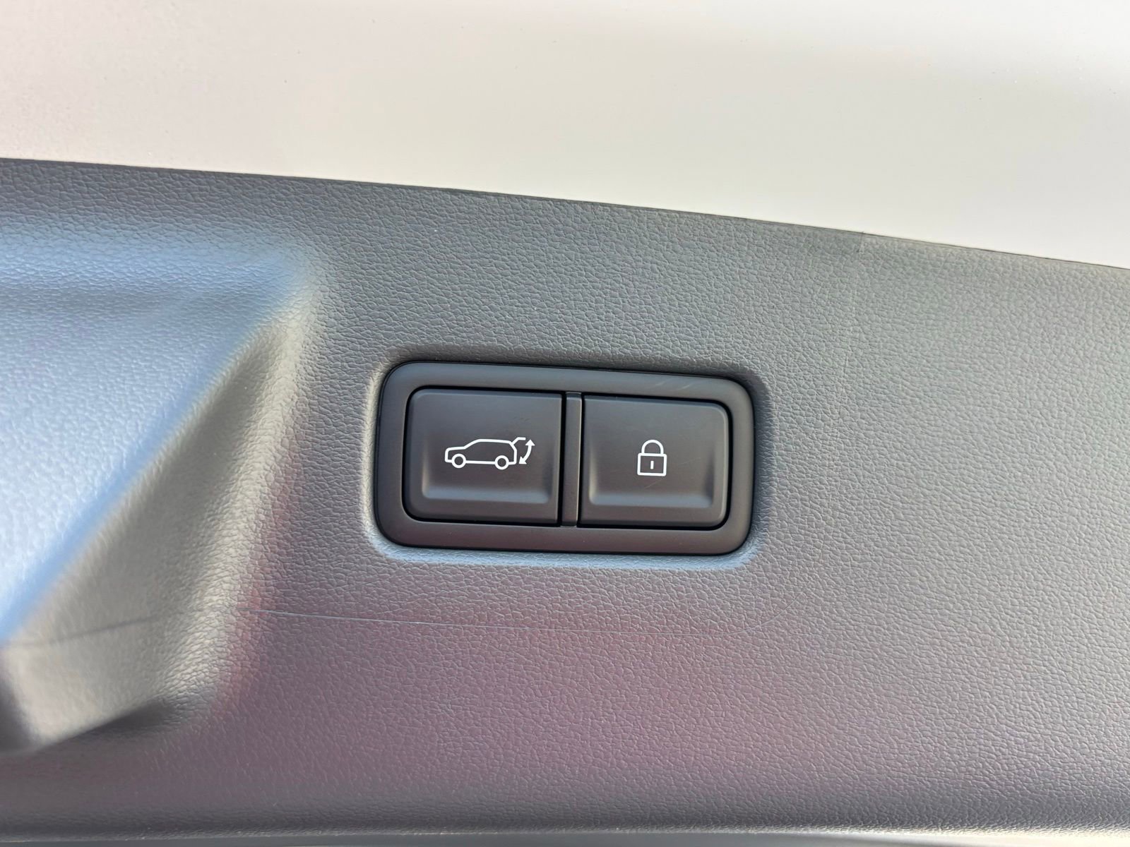 New 2026 Hyundai Santa Fe Limited FWD image 17