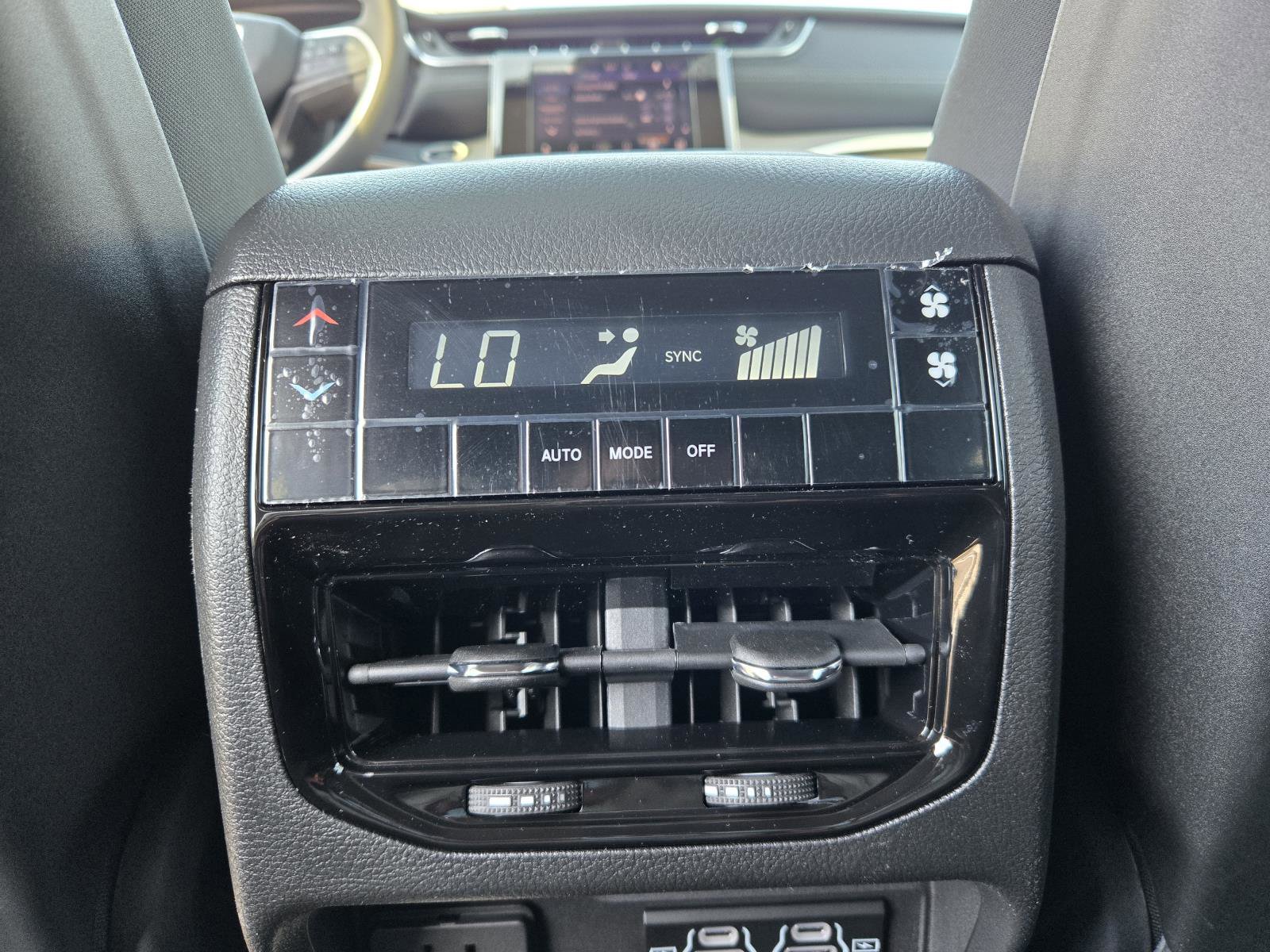 New 2026 Jeep Grand Cherokee L 2WD image 27