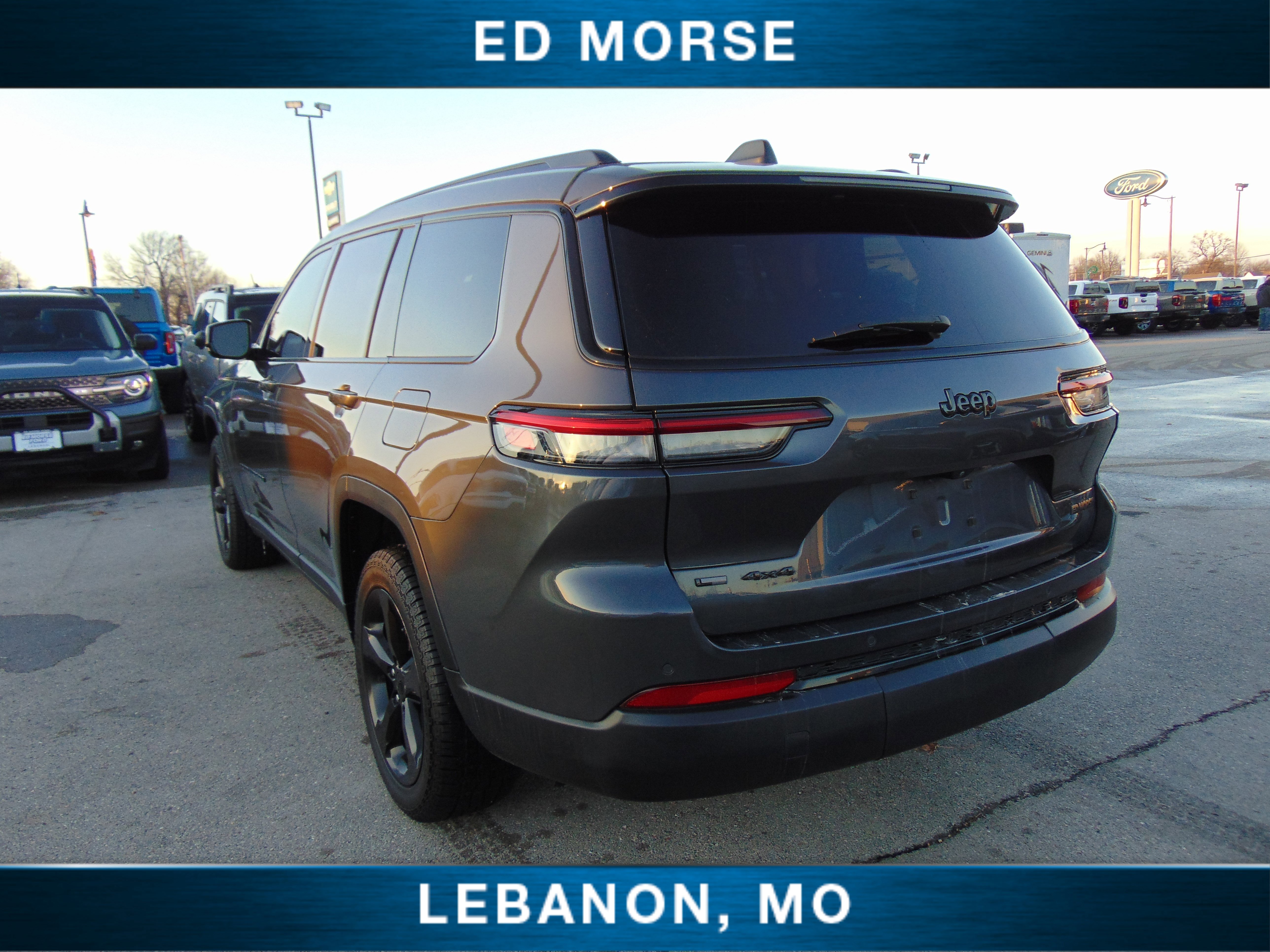 Used 2021 Jeep Grand Cherokee L Laredo image 8