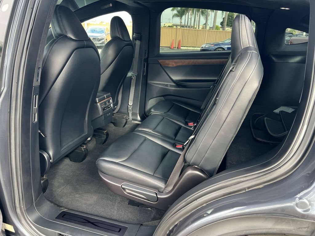 Used 2020 Tesla Model X Long Range AWD/4WD image 20