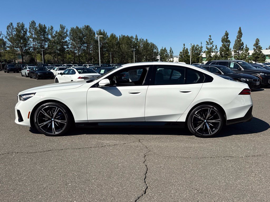 Used 2026 BMW 530i w/ M Sport Package RWD image 46