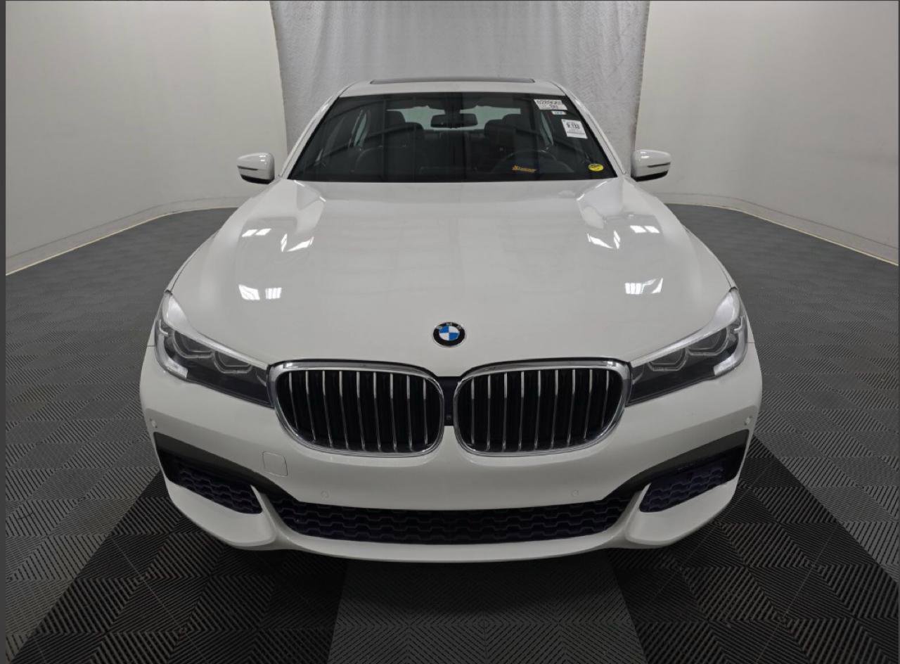 Used 2017 BMW 740i xDrive 740i xDrive Sedan image 5