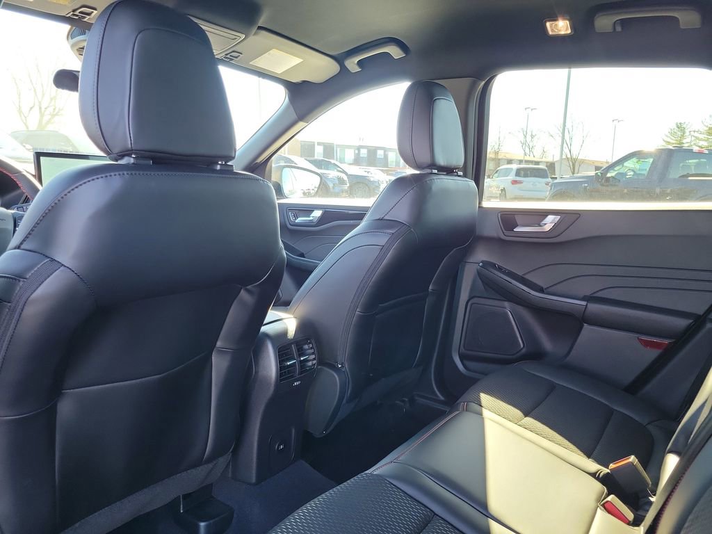 New 2026 Ford Escape ST-Line w/ Tech Pack #1 image 16