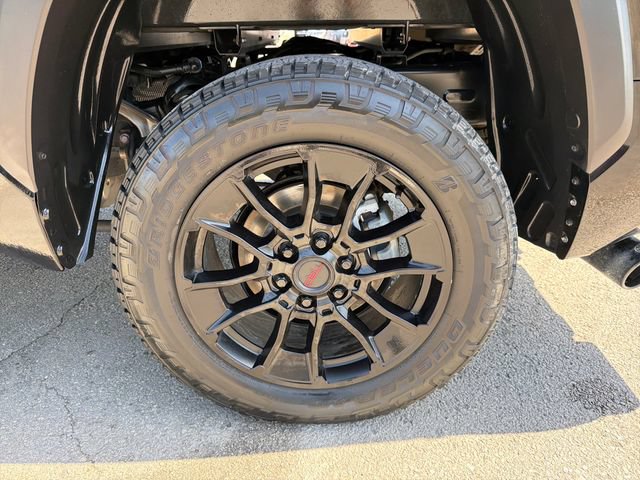 Used 2023 Toyota Tundra SR5 w/ SR5 Convenience Package AWD/4WD image 31